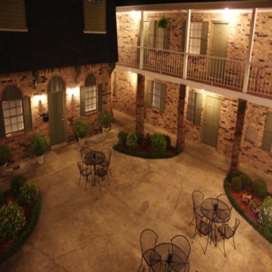 1300 Exterior Courtyard Night3.jpg